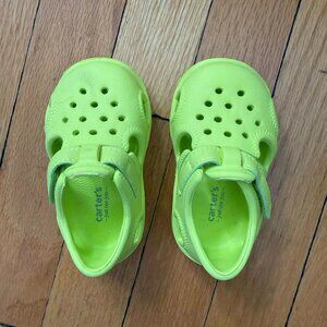 Carters Sandals / Water shoes, never worn, sz 3/3.5/4. So cute!